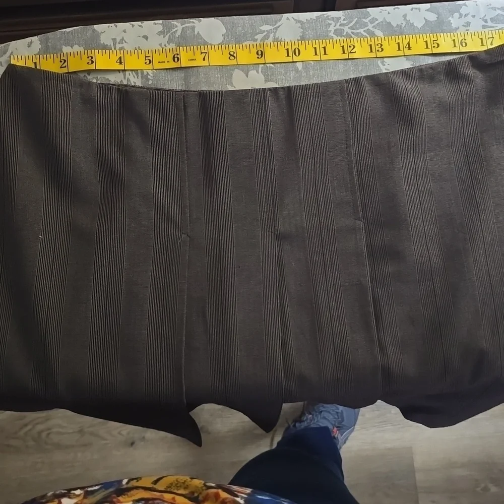 Laura Scott | Stretch | Women's | Brown | Work Skirt | Size 18